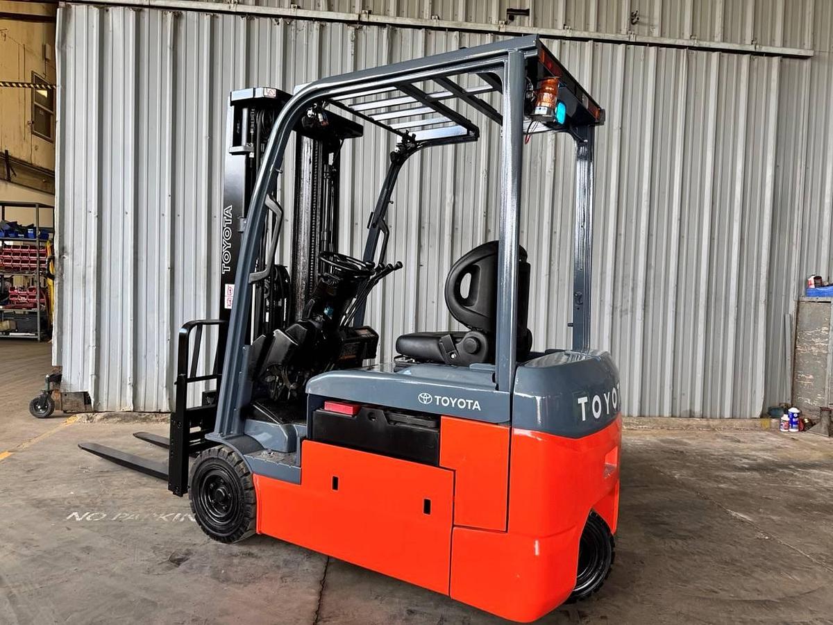 Refurbished RECONDITIONED: 2017 Toyota 8FBE20U