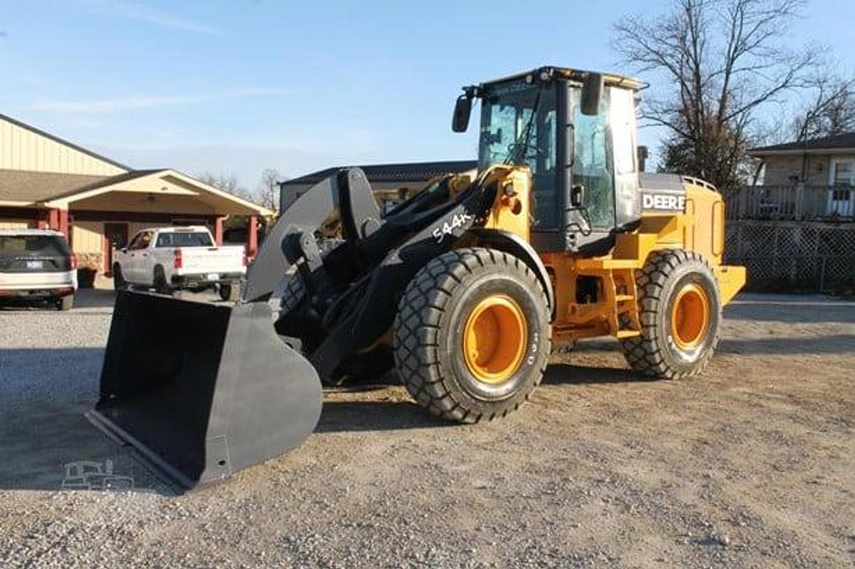 Used 2012 DEERE 544K