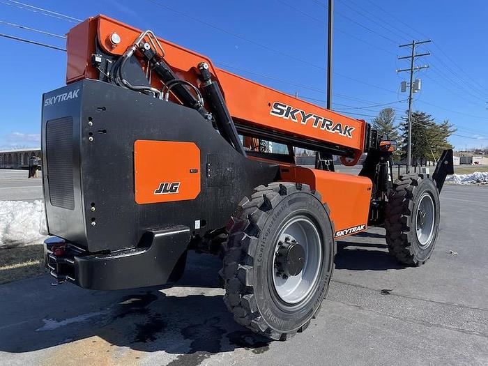 Used 2024 Skytrak 10054