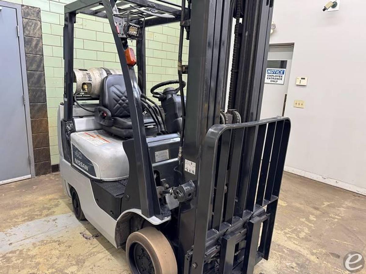 Used 2009 Nissan CFS40