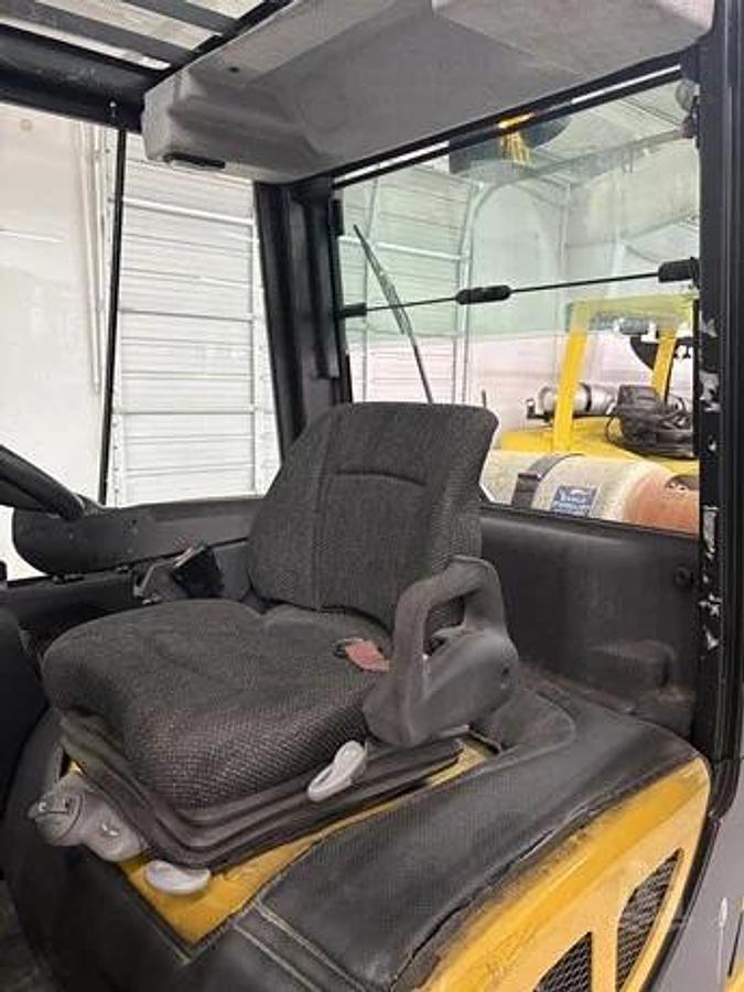 Used 2017 Yale GLP050VX - LOW HOURS!