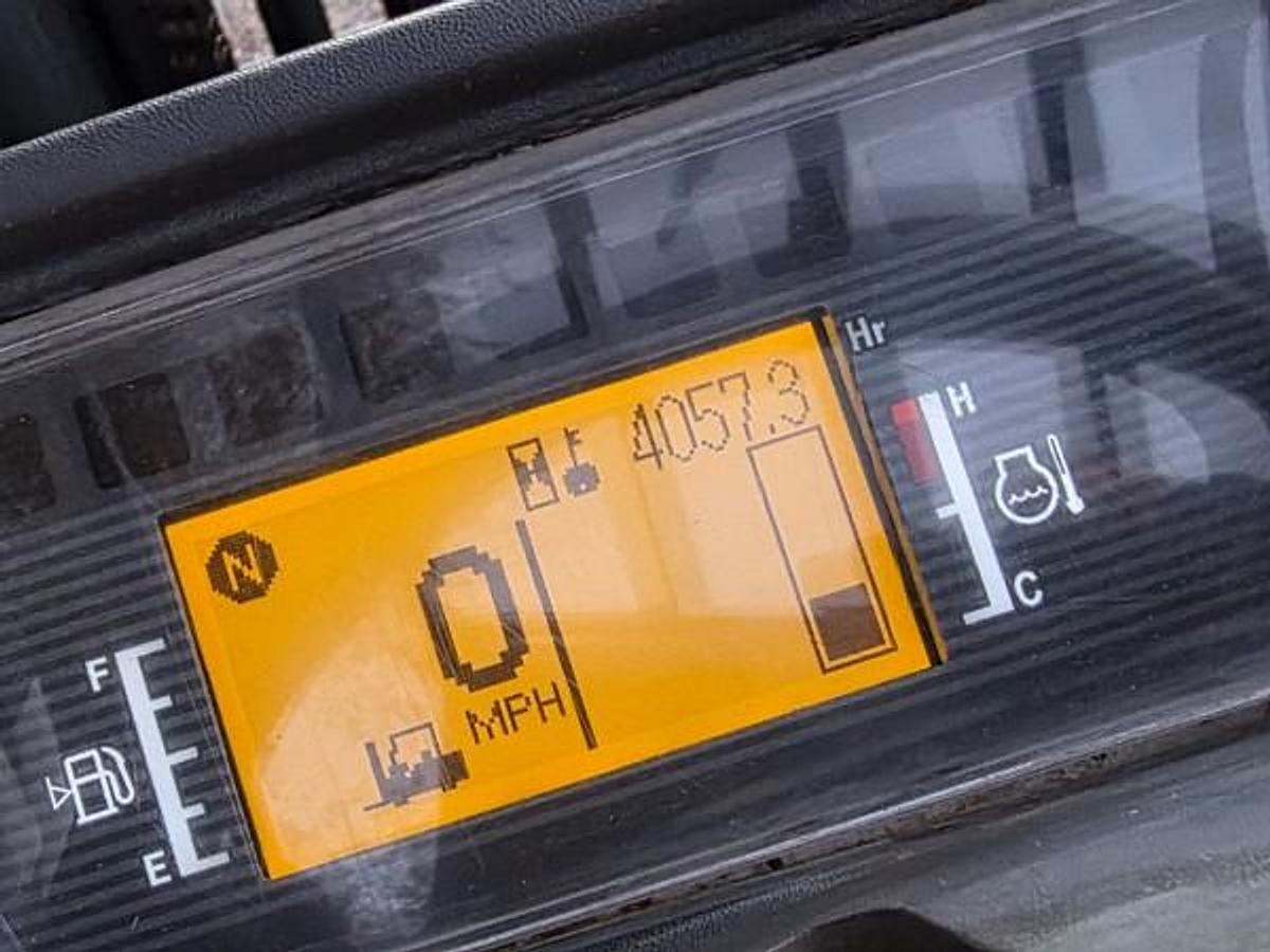 Refurbished 2017 Mitsubishi FG25N