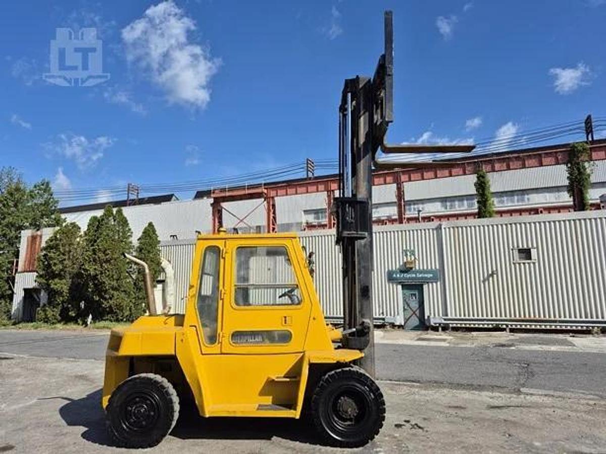 Used 2000 CAT DP70
