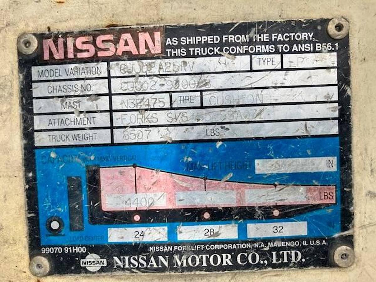 Used 2000 Nissan CUJO2A25PV