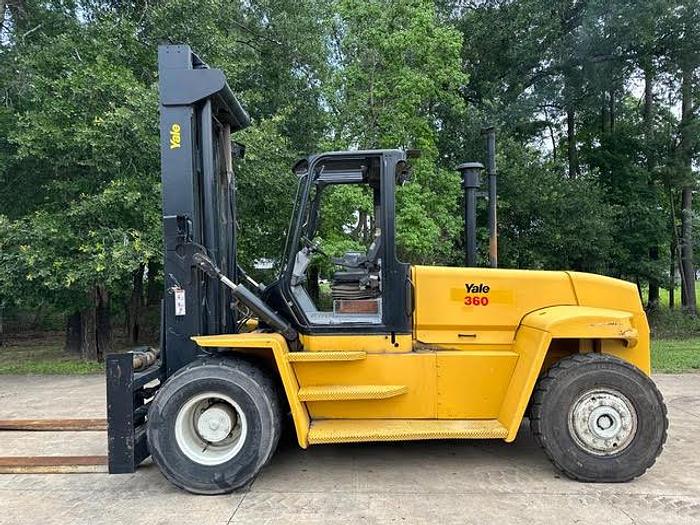 Used 2002 YALE GDP360