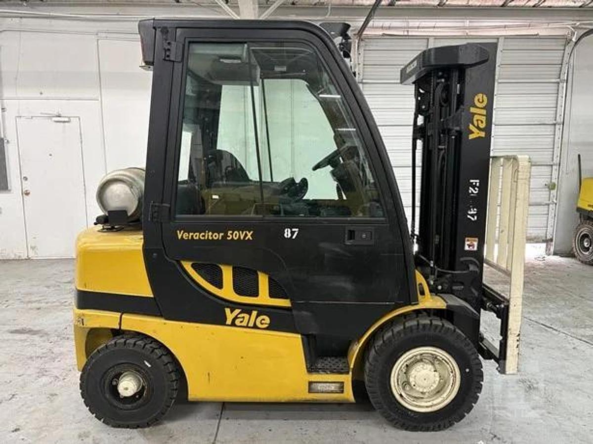 Used 2017 Yale GLP050VX - LOW HOURS!
