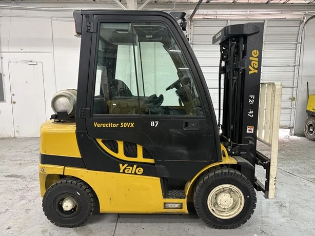 Used 2017 Yale GLP050VX - LOW HOURS!