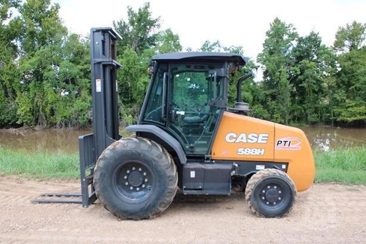 Used 2024 CASE 588H