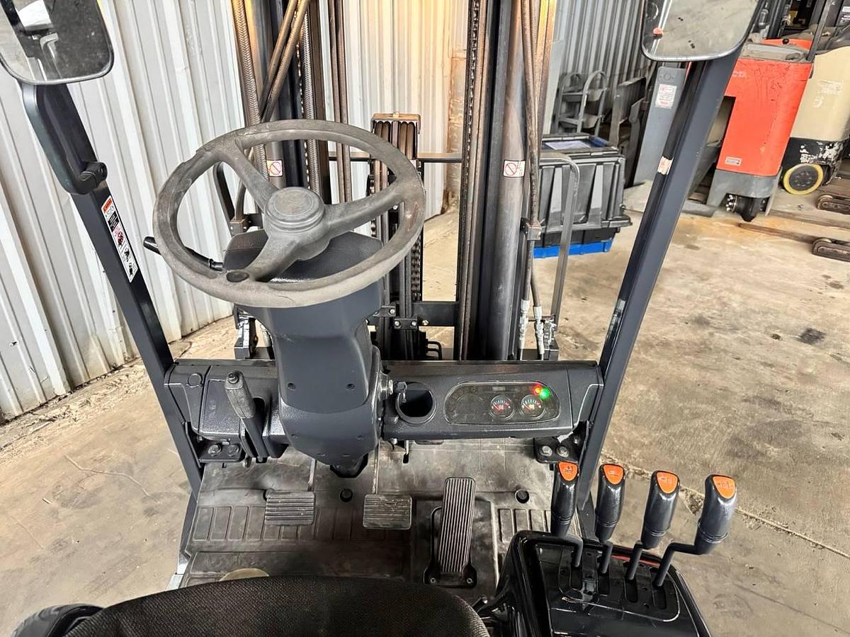 Refurbished 2014 Doosan BobCat GC25P-5