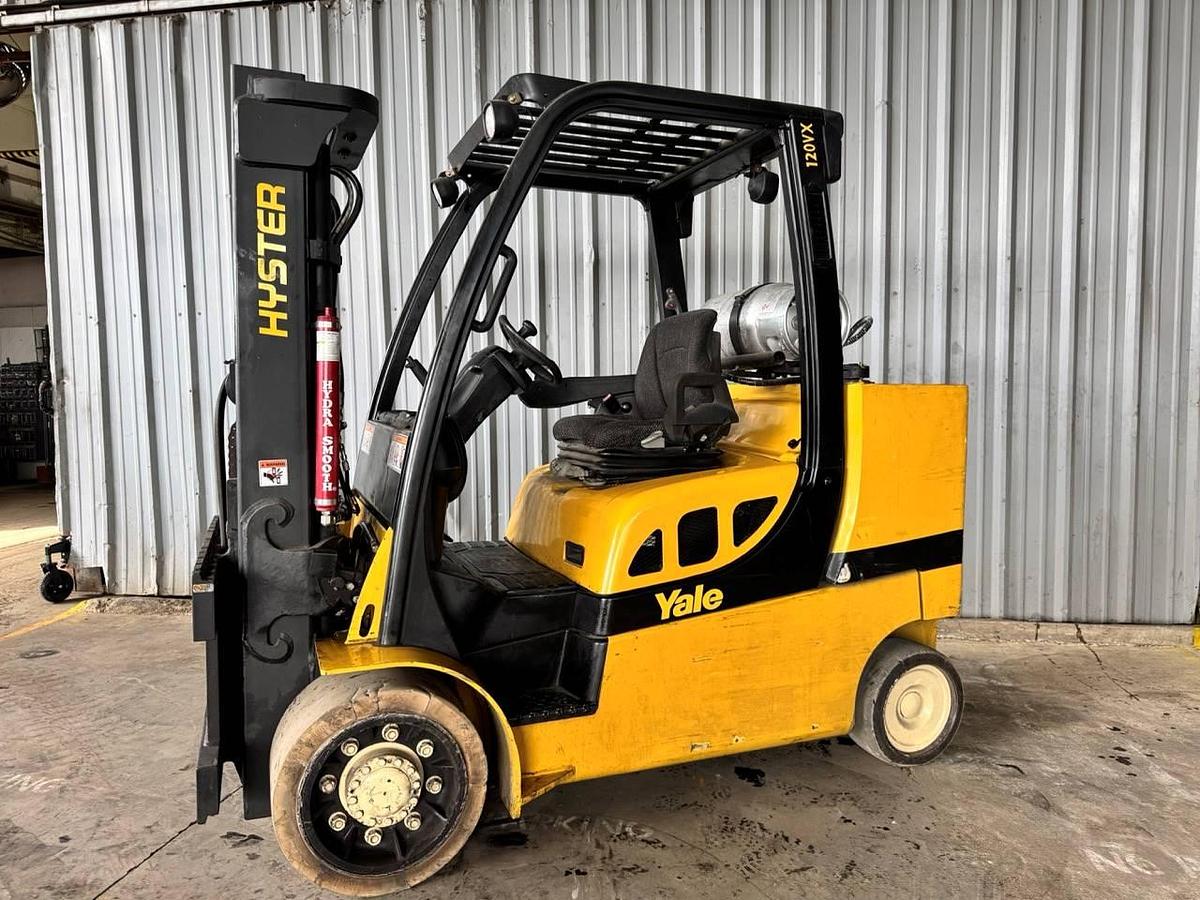 Used 2015 YALE GLC120VX W/ PAPER ROLL CLAMP