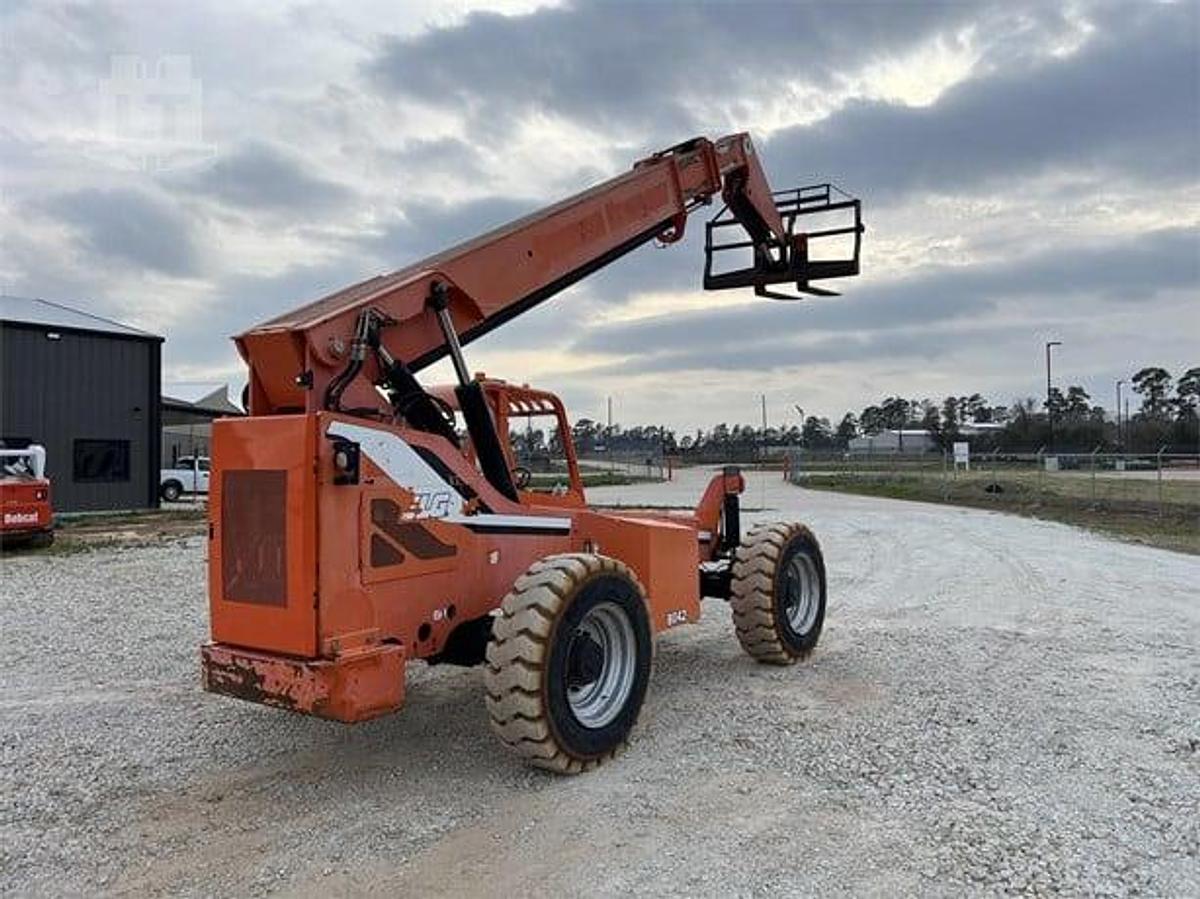 Used 2006 Skytrak 8042