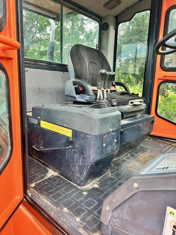 Used 2020 DOOSAN D70S-7 -  15,500 Lbs. CAPACITY