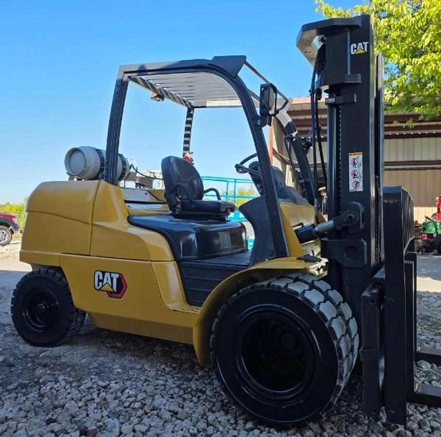Refurbished 2012 CAT P12000