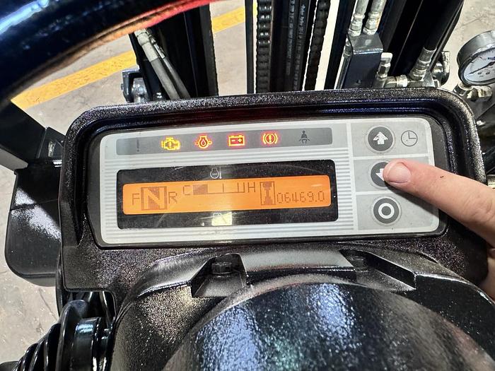 Refurbished 2015 Unicarriers MCP1F2A25LV