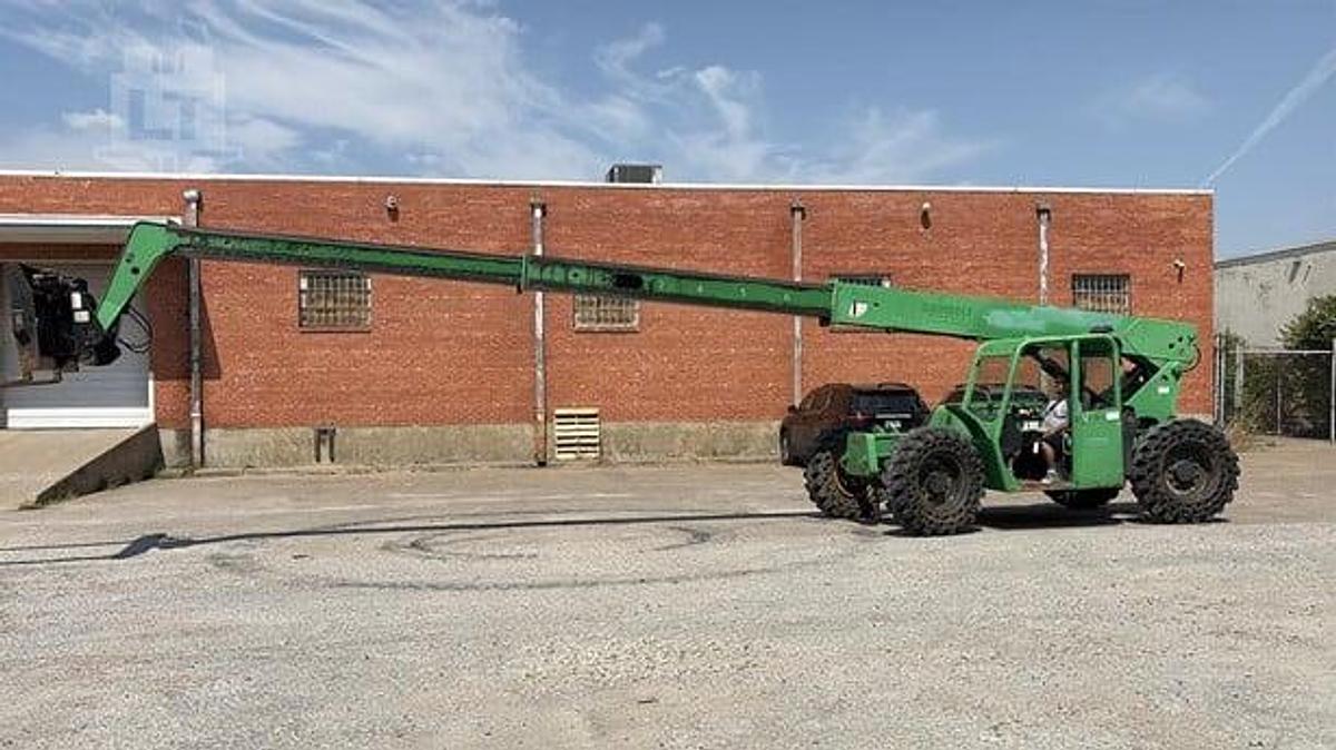 Used 2006 JLG GG-42A