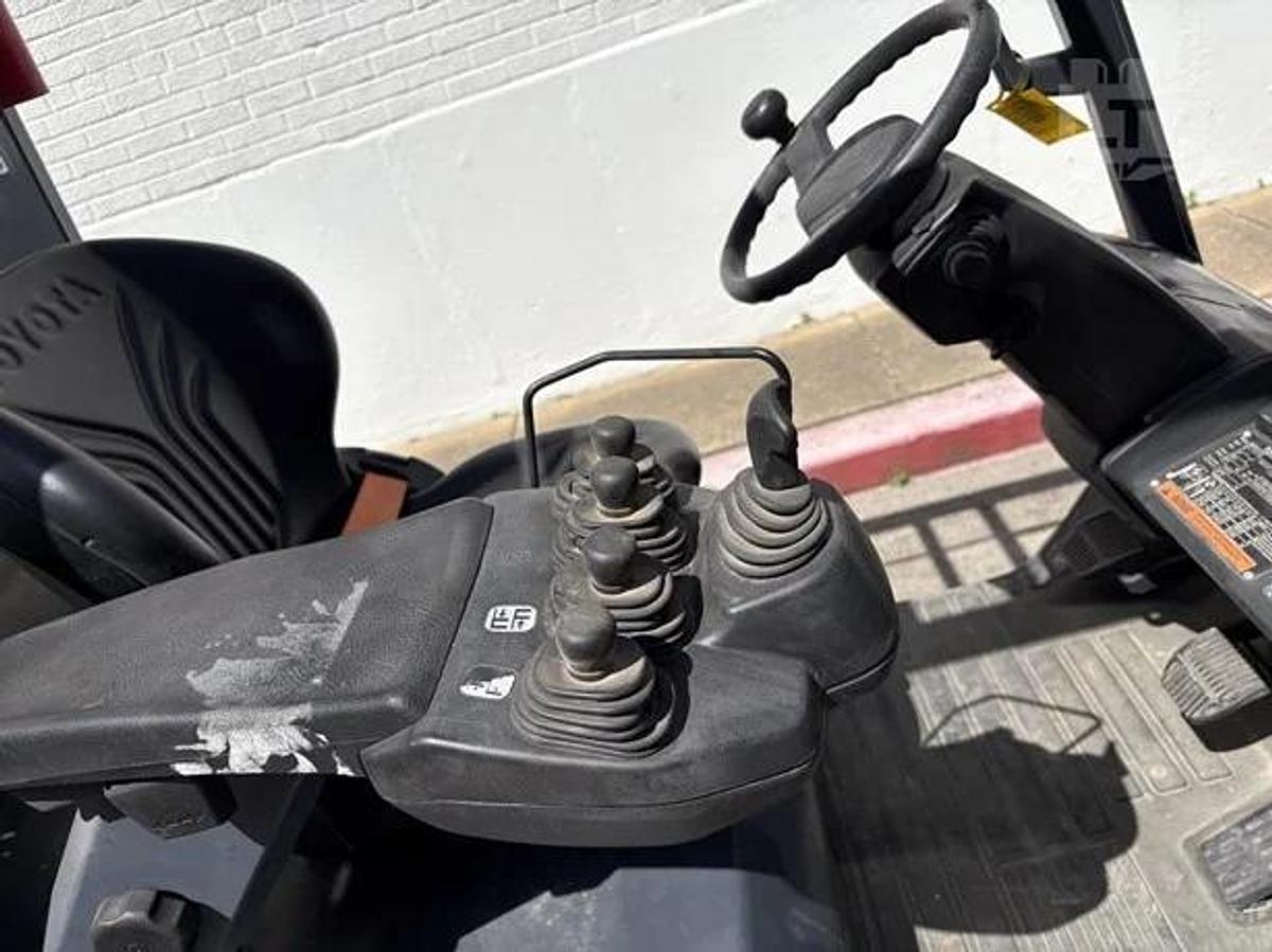 Used 2022 Toyota 8FGCU32