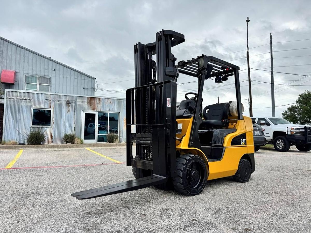 Refurbished 2017 CAT C6000