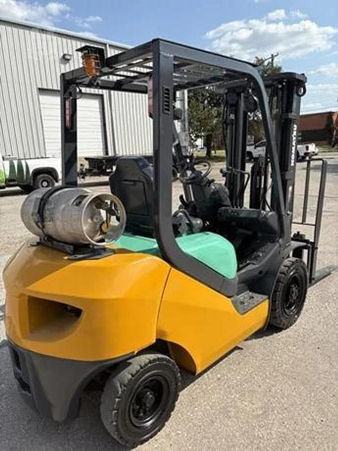 Refurbished 2013 Komatsu FG25T-16