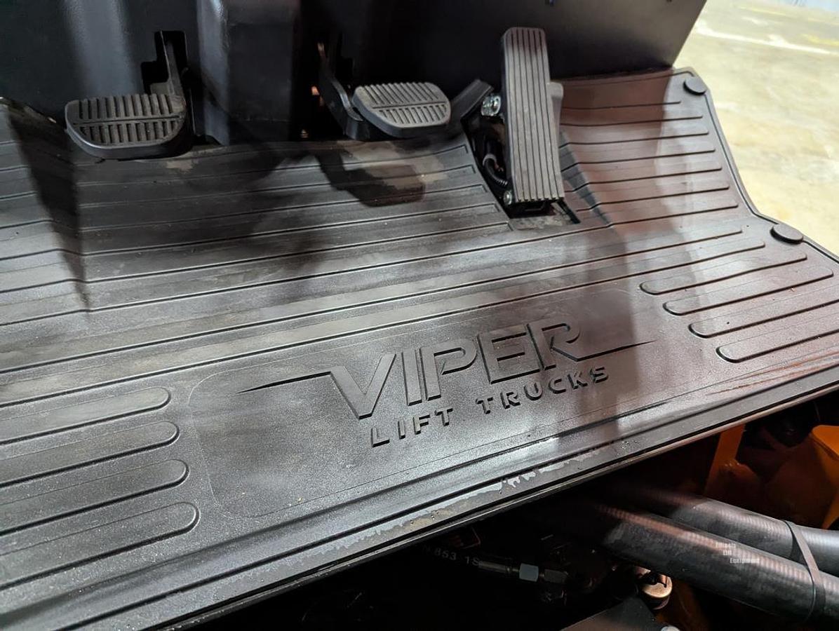 2027 VIPER FY70