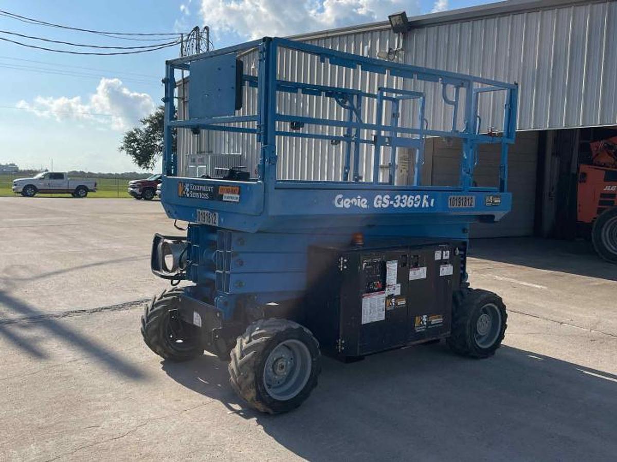 Used 2016 Genie GS3369RT