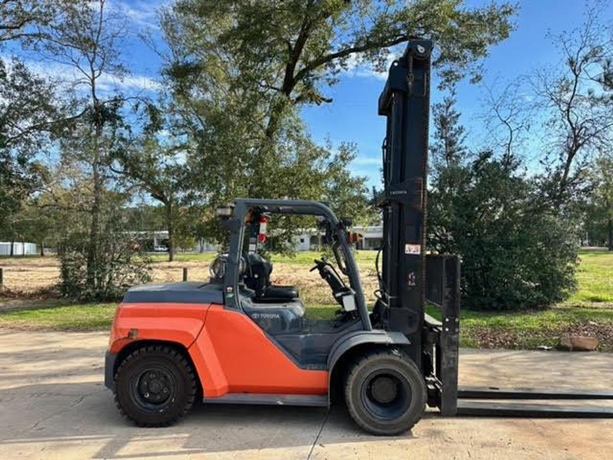 Refurbished 2016 Toyota 8FG80U