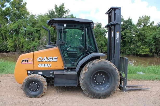 Used 2024 CASE 588H