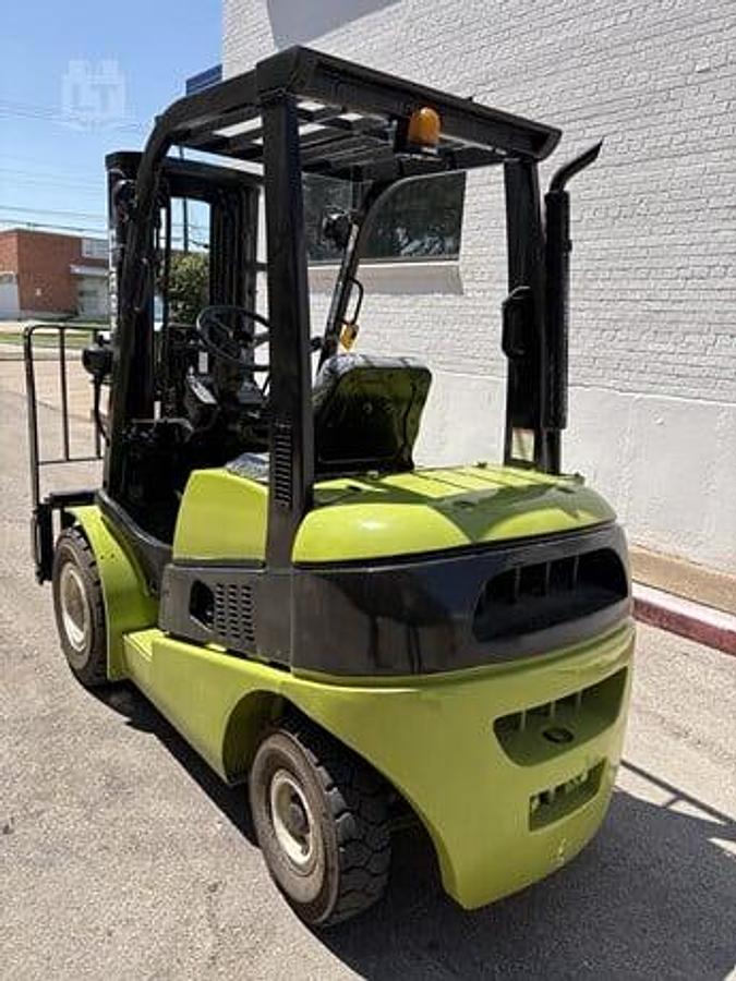 Used 2016 Clark C25L