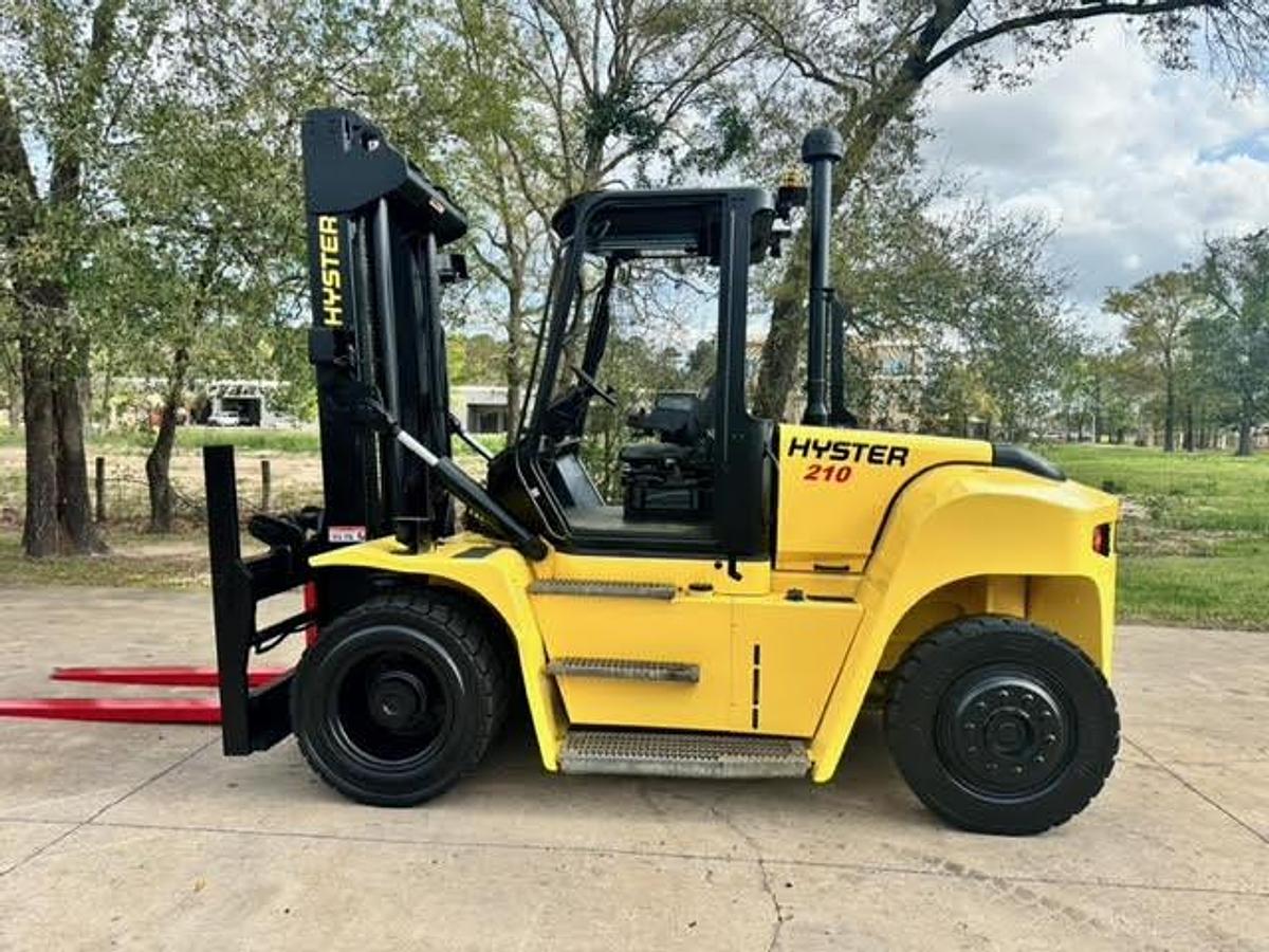 Refurbished 2017 Hyster H210HD