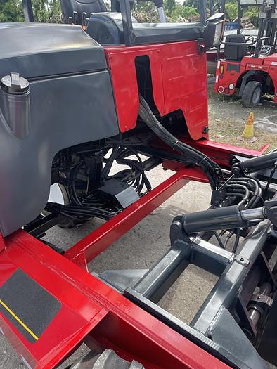 Used 2016 Moffett M8 Piggyback