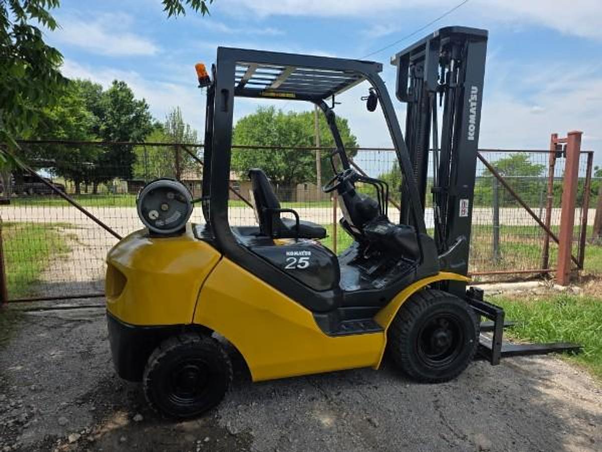 Refurbished 2020 Komatsu FG25T-16