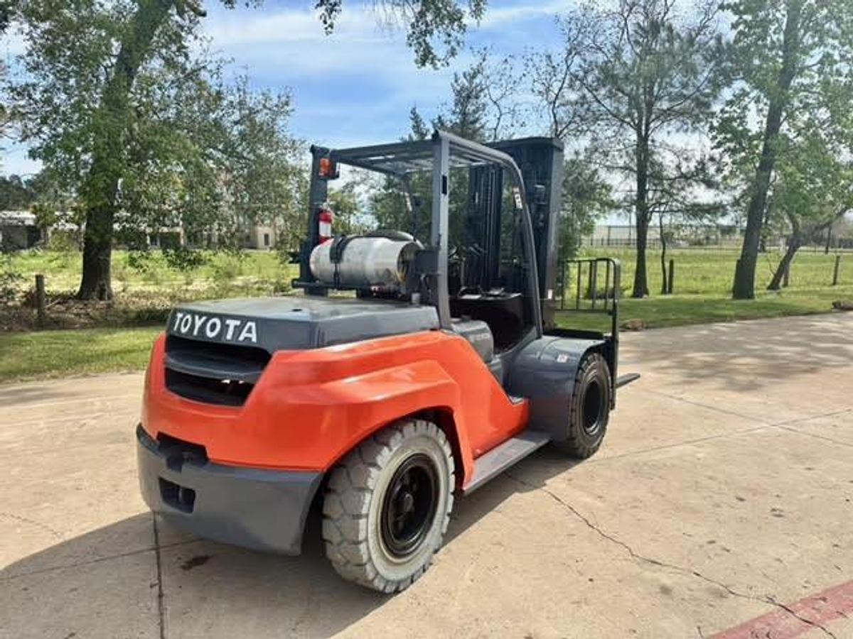 Refurbished 2015 Toyota 8FG70U