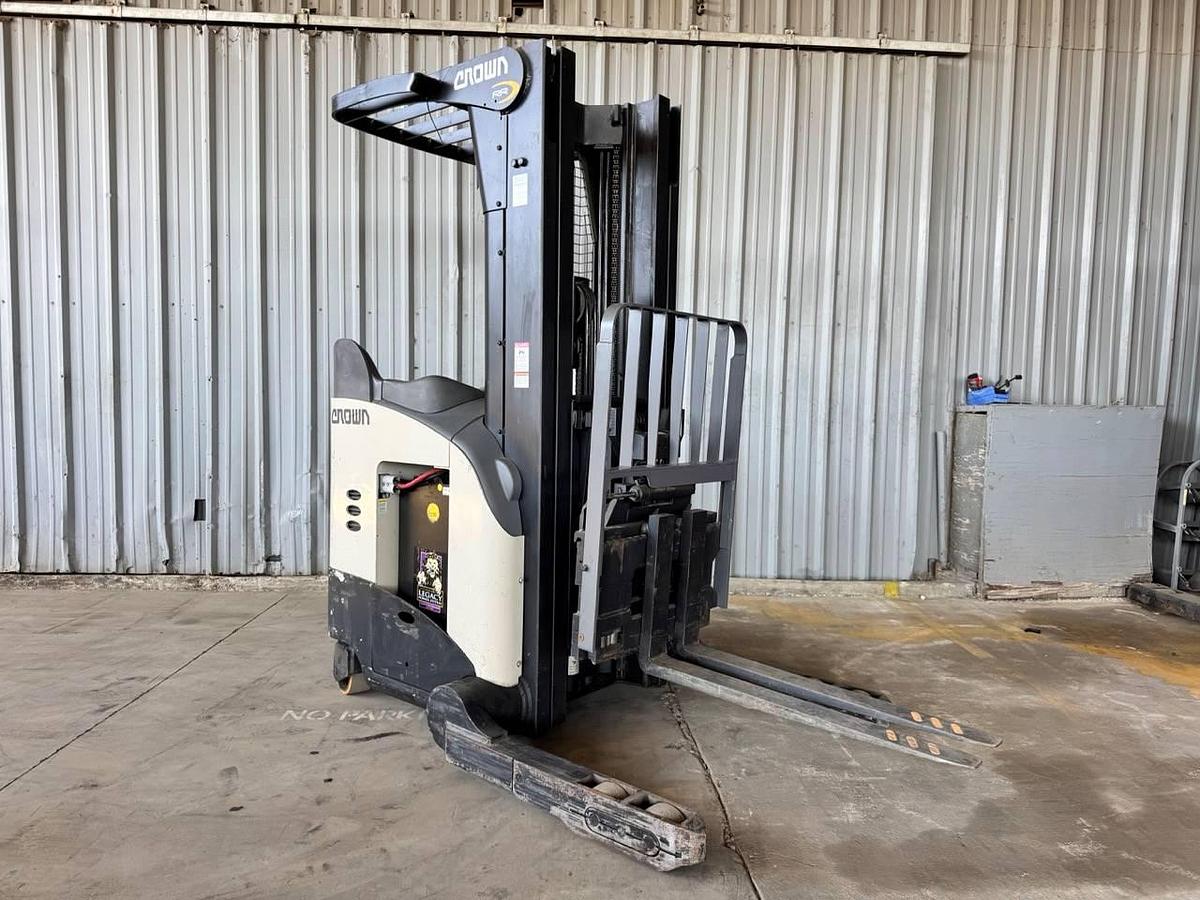 Used 2007 Crown RD5225-30