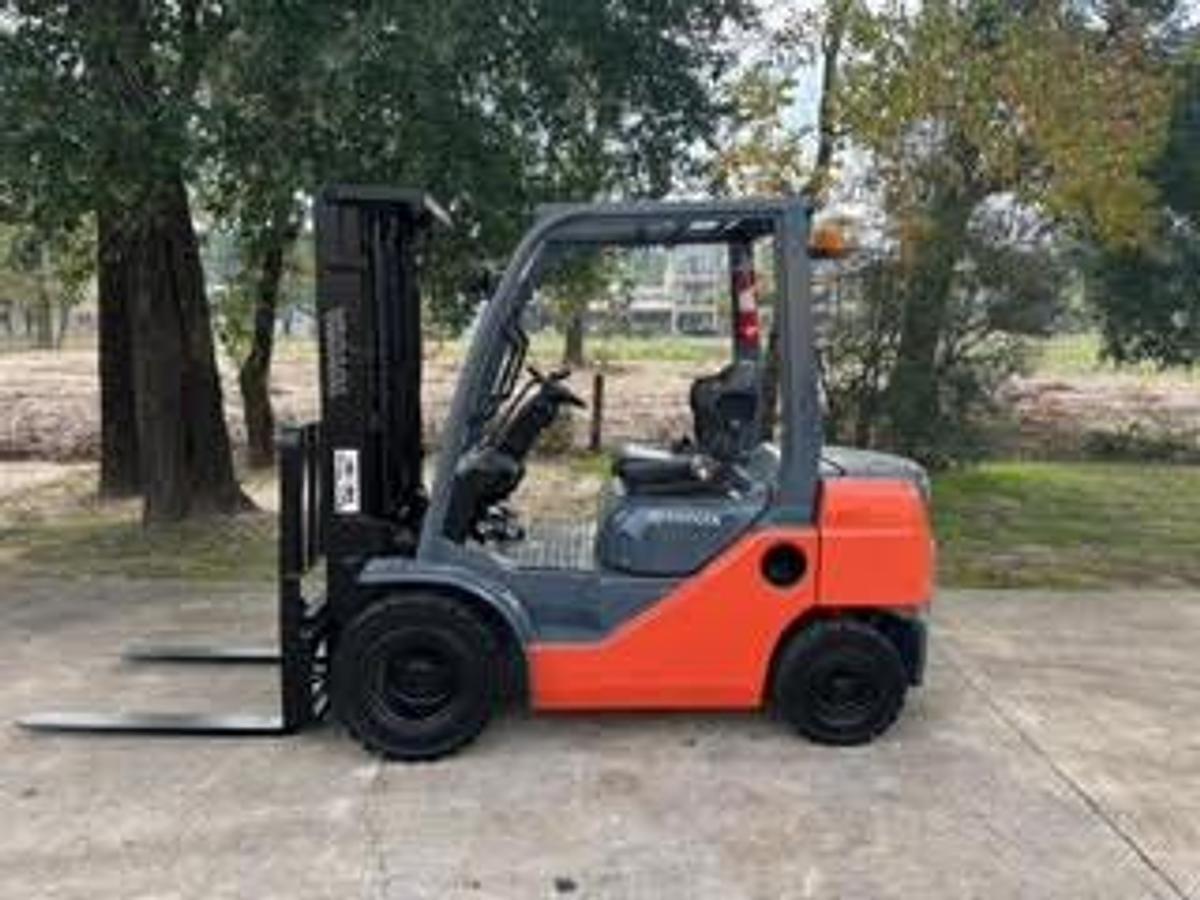 Refurbished 2015 Toyota 8FDU25