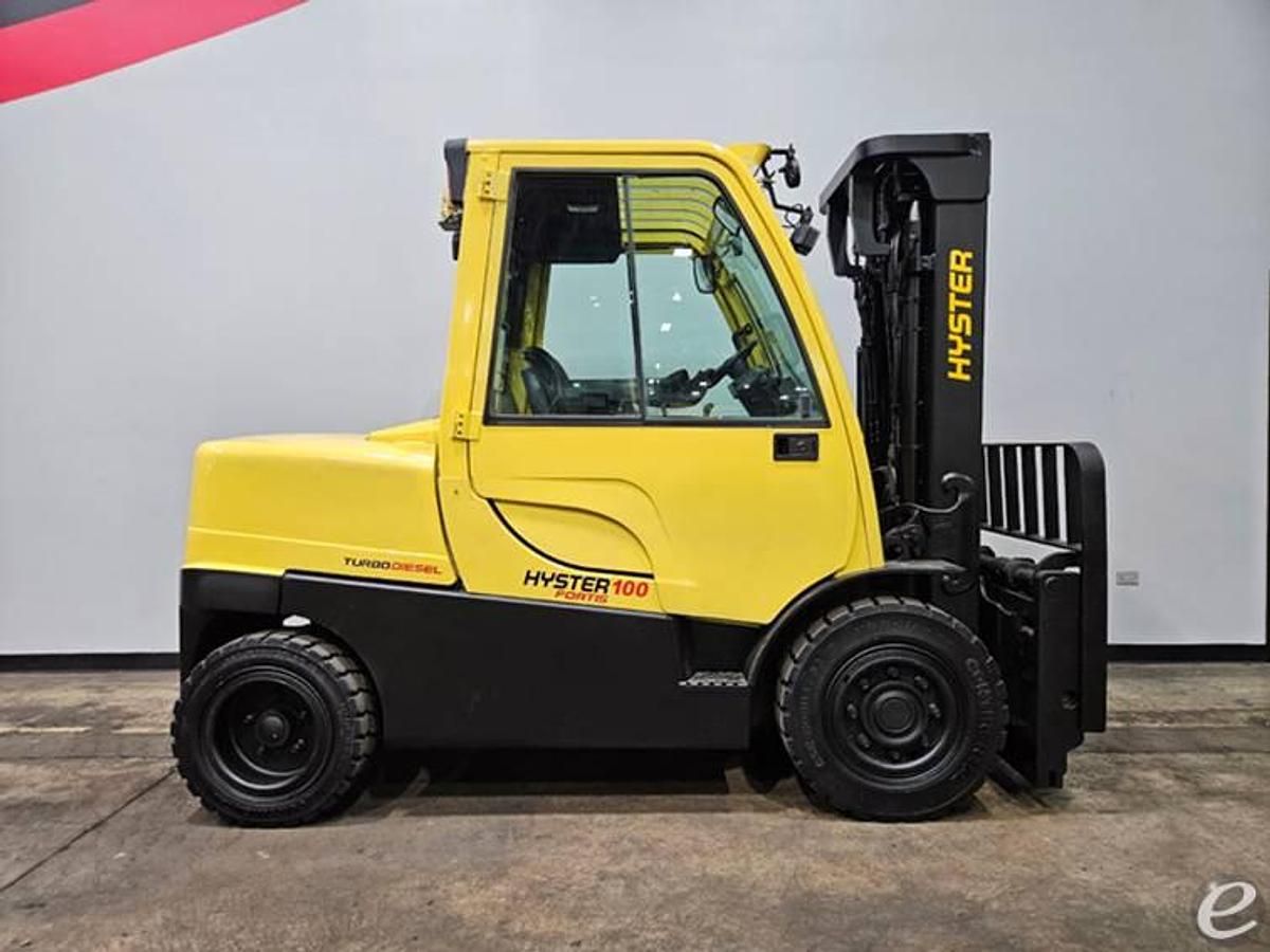 Refurbished 2018 Hyster H100FT - 10,000 LB w/ SSFP