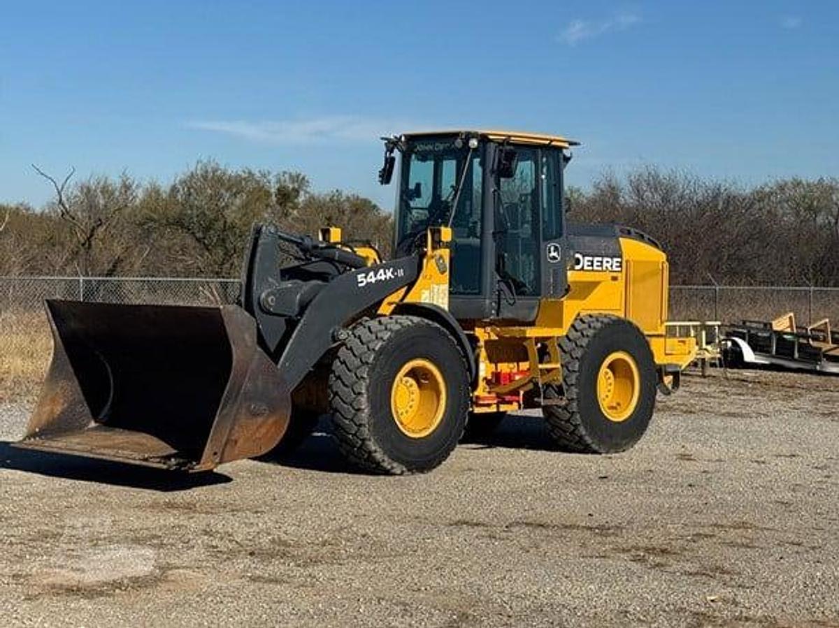 Used 2018 DEERE 544KII