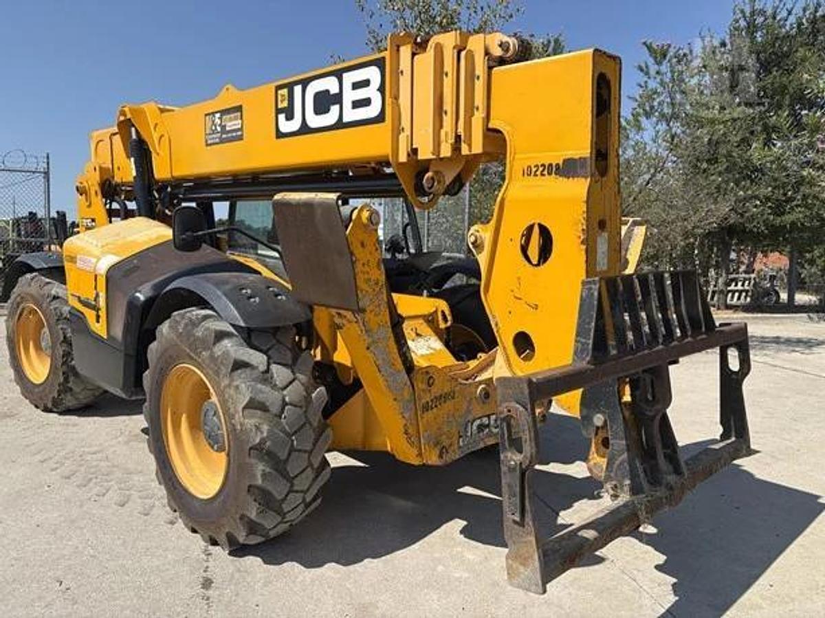 Used 2017 JCB 510-56