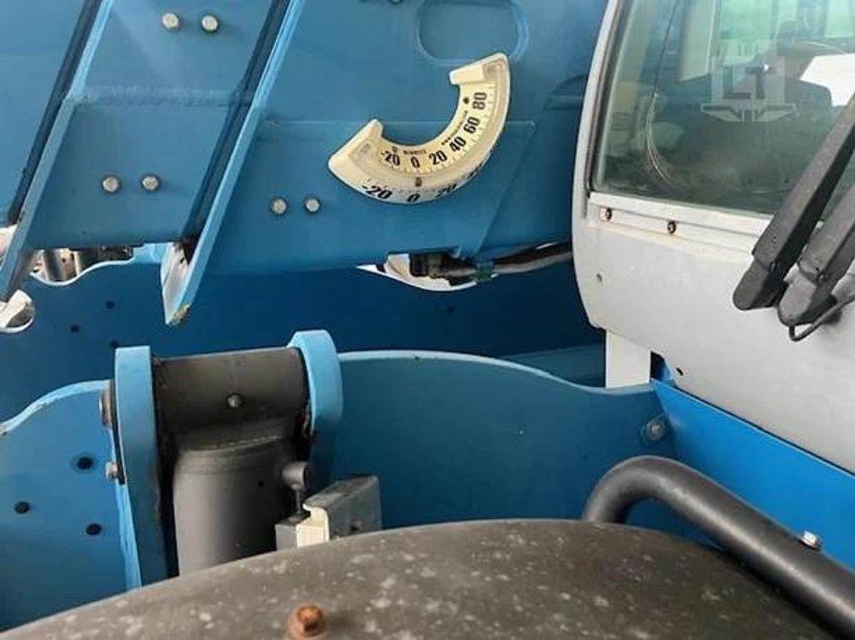 Used 2013 Genie GTH1544