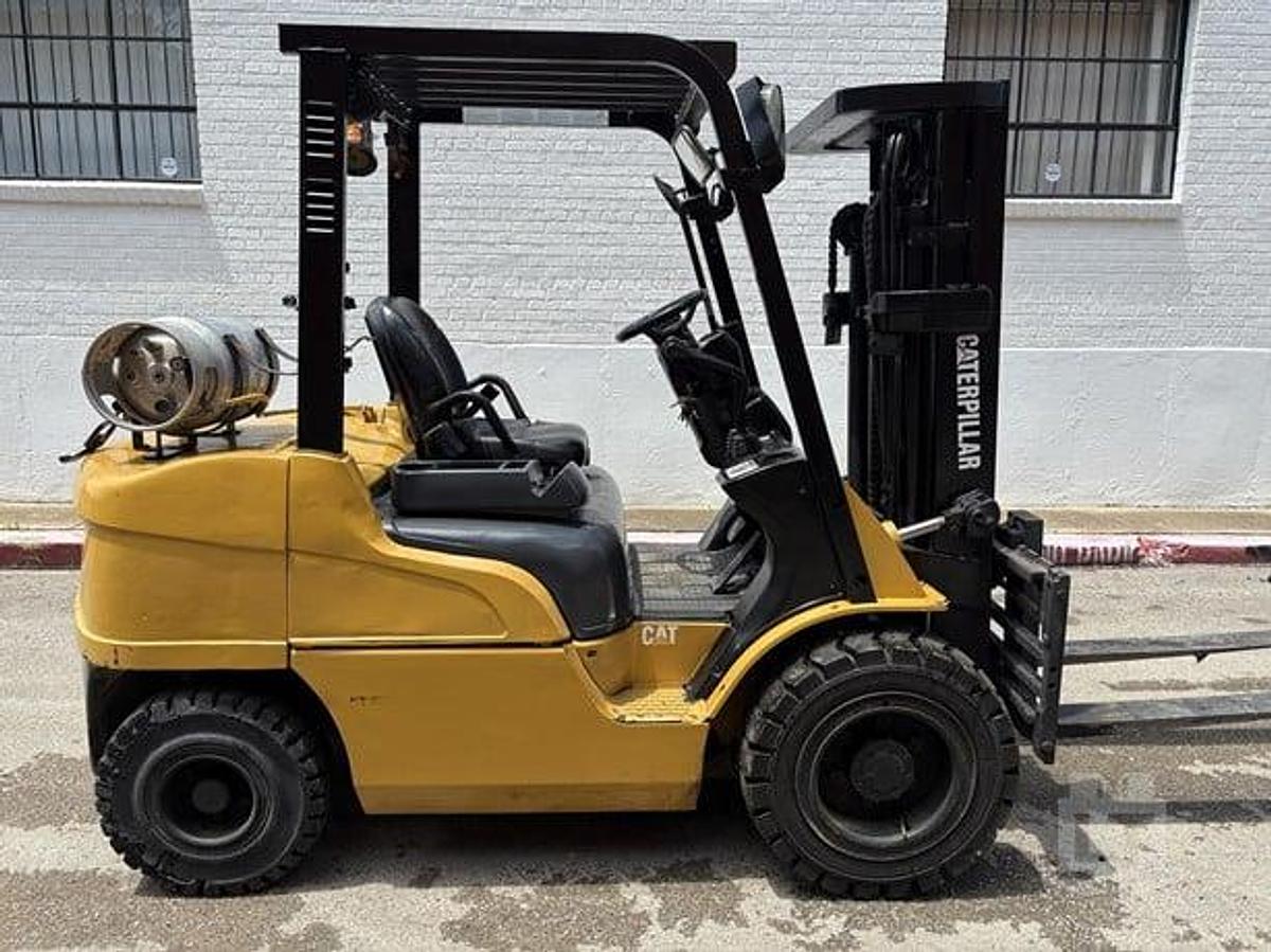 Refurbished 2018 CAT GP30N