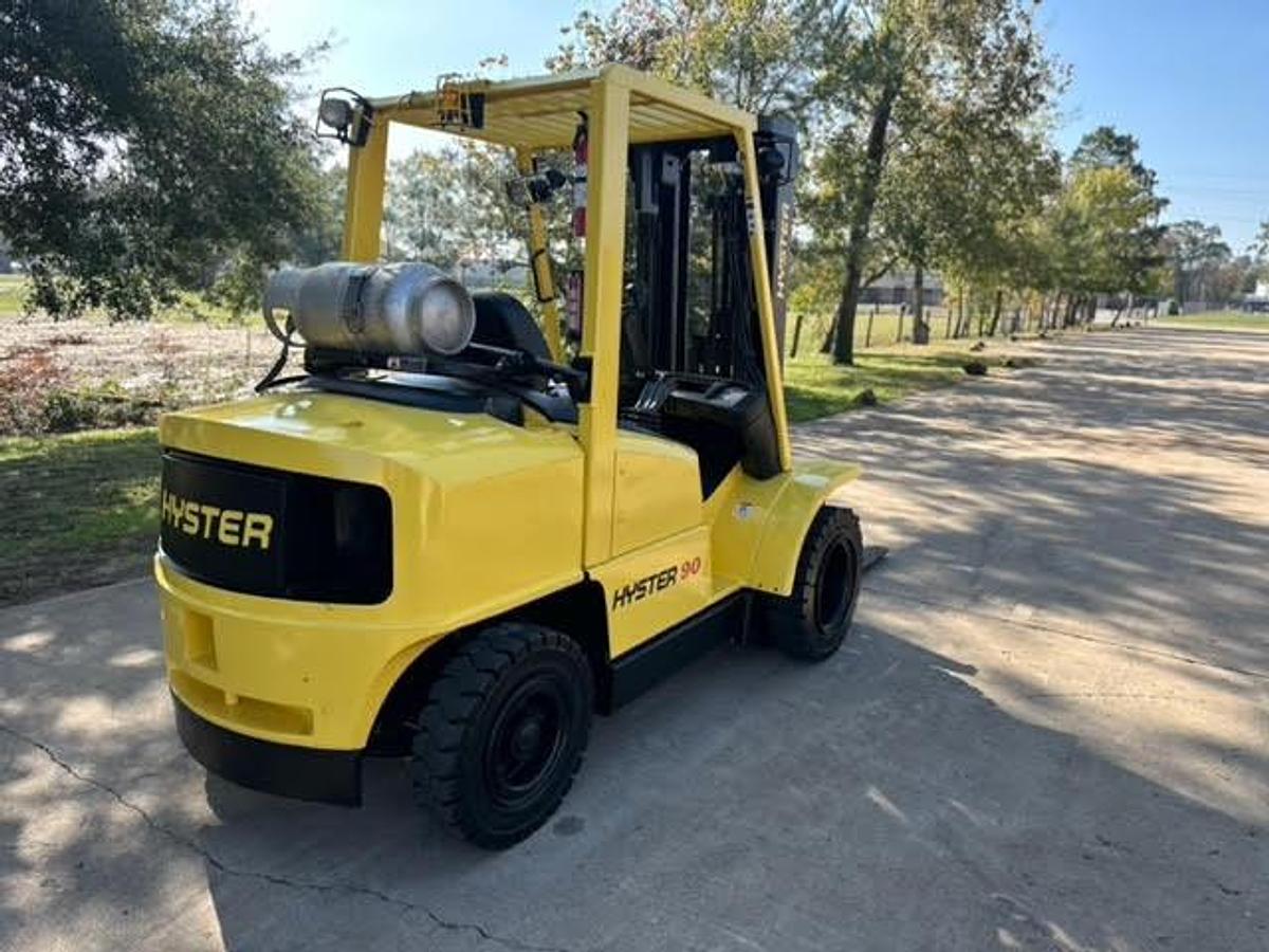 Refurbished 2006 Hyster H90XM