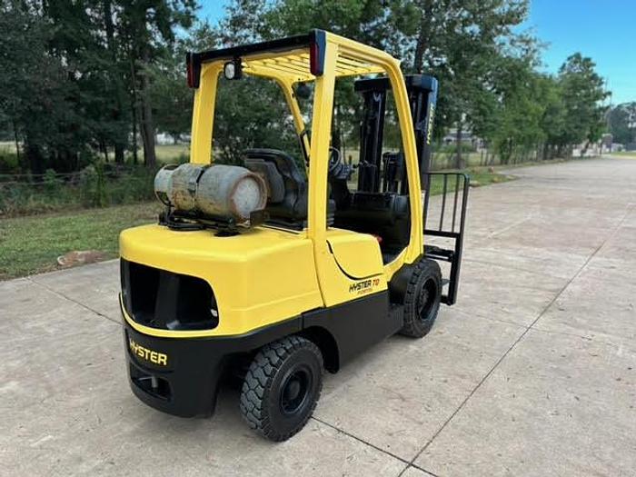 Refurbished 2017 Hyster H70FT