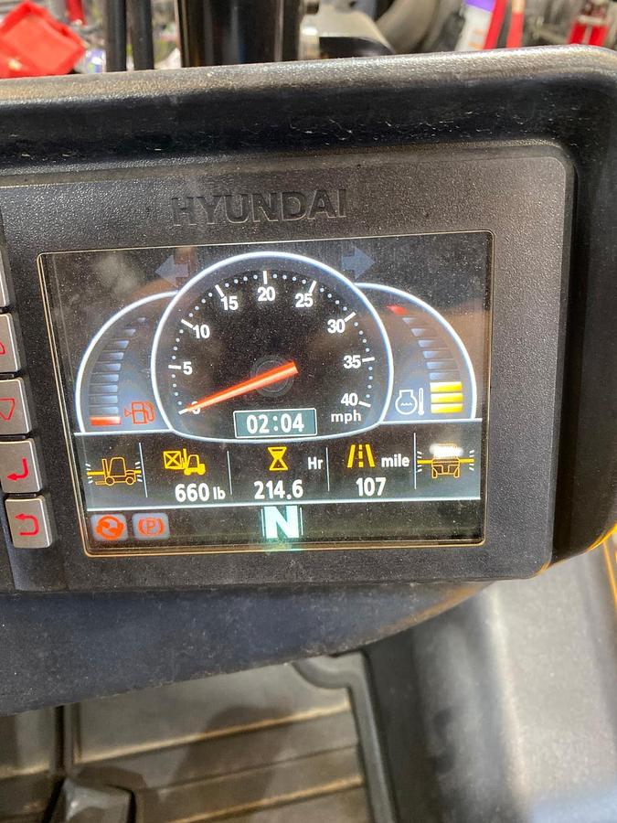 Used 143 HOURS! 2015 Hyundai 45D-9F - 10,000 LBS.