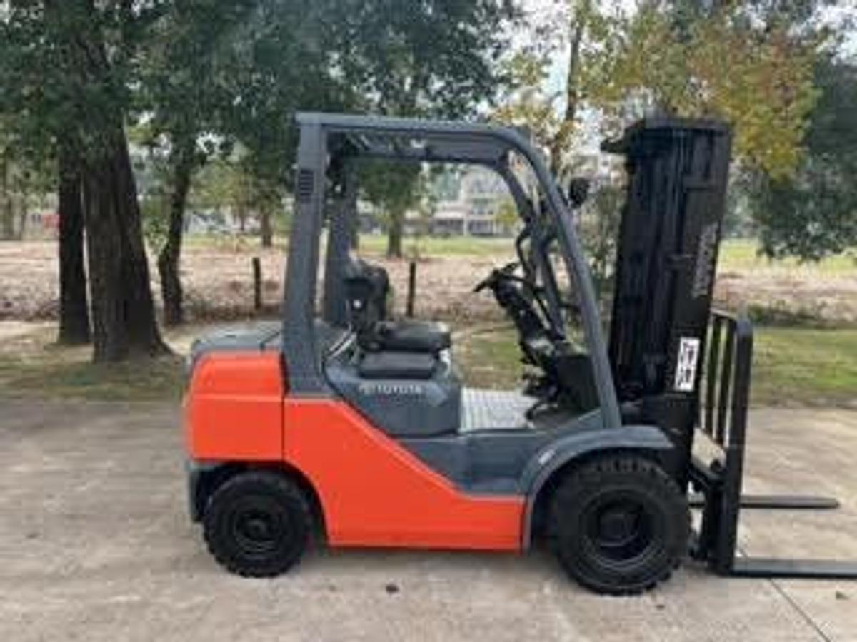 Refurbished 2015 Toyota 8FDU25