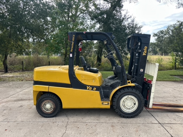 Used 2014 Yale GDP110VX