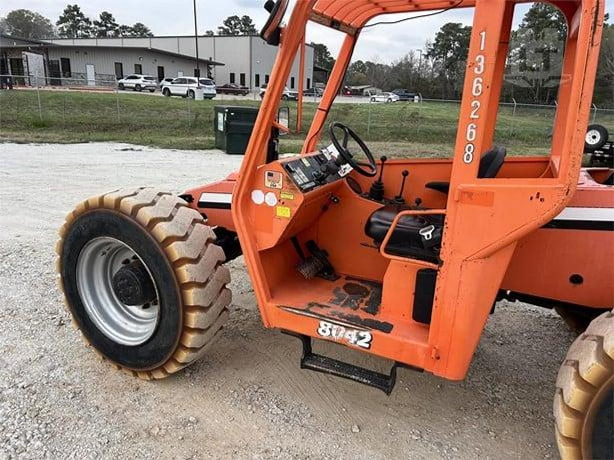 Used 2006 Skytrak 8042