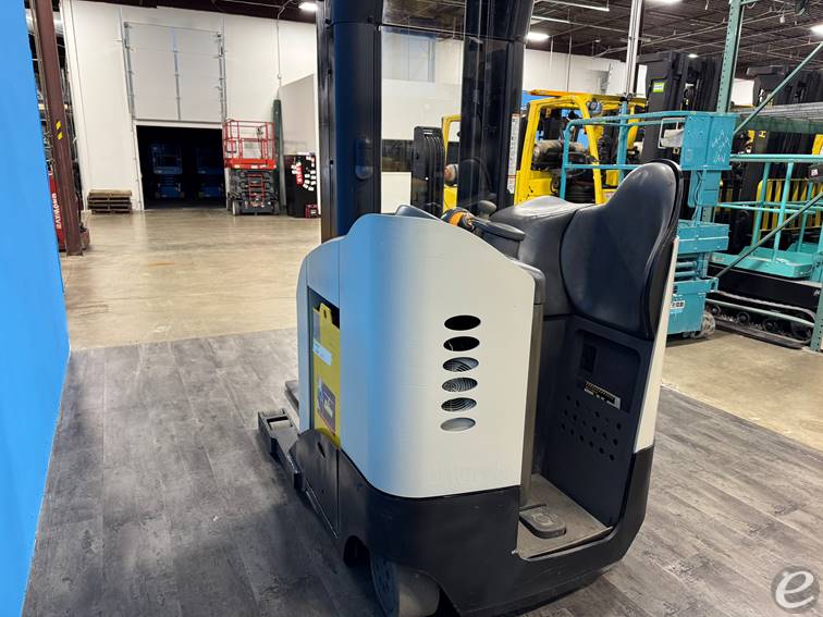 Used 2007 Crown RR5210-40