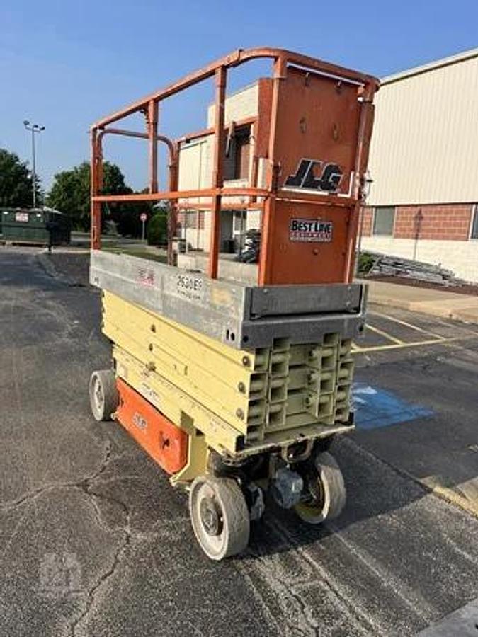 Used 2011 JLG 2630ES