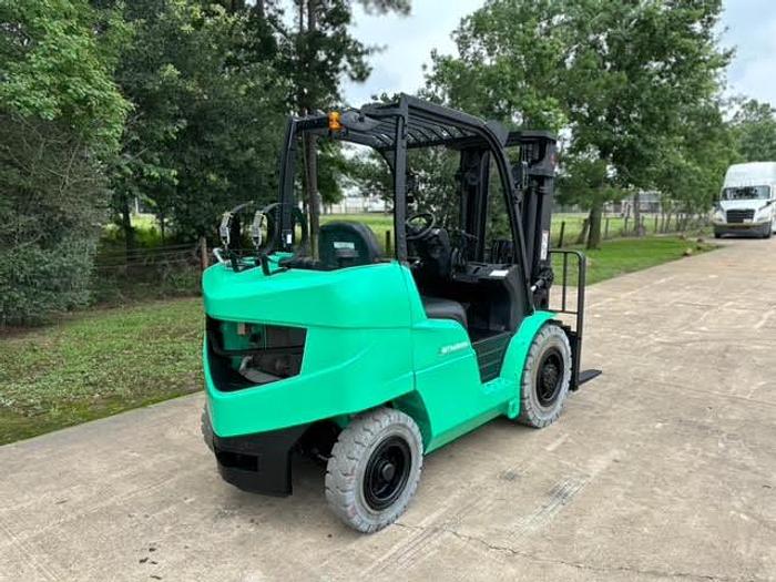 Used 2014 Mitsubishi FG40N1