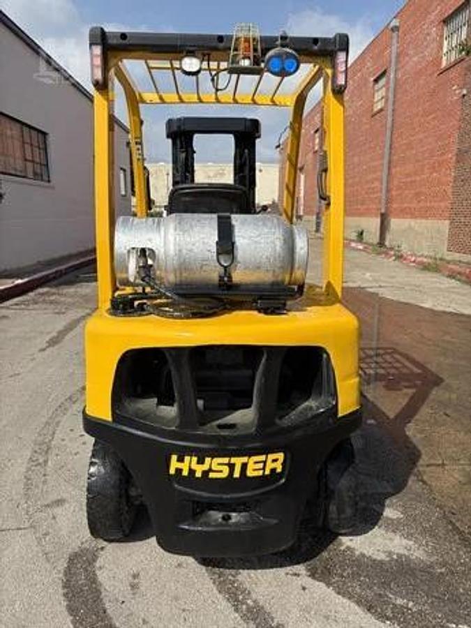Used LOW HOURS: 2019 Hyster H50FT