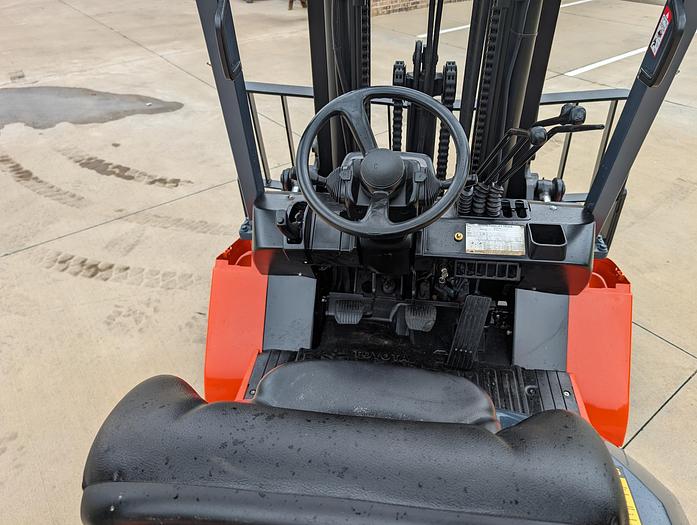Refurbished Reconditioned: 2010 Toyota 7FDU35
