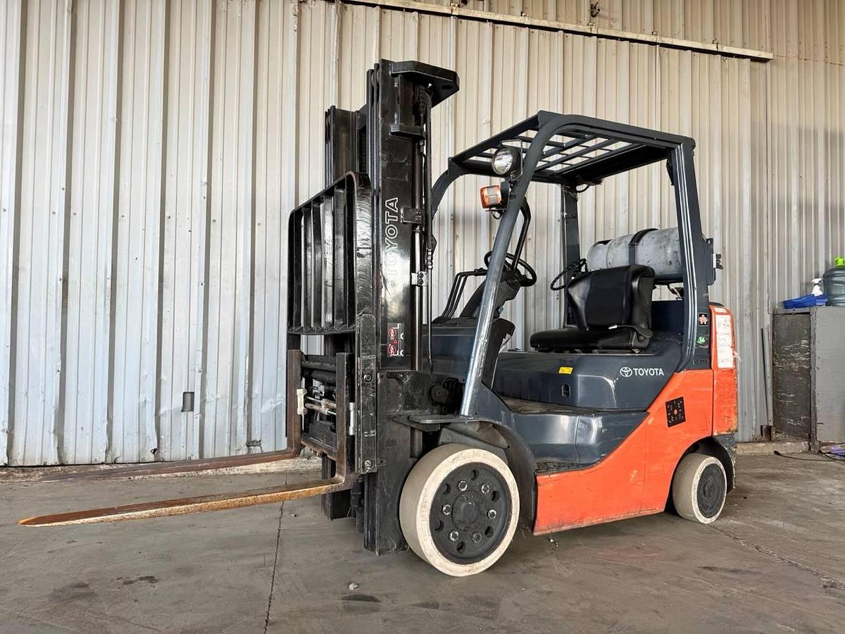 Refurbished 2012 Toyota 8FGCU25